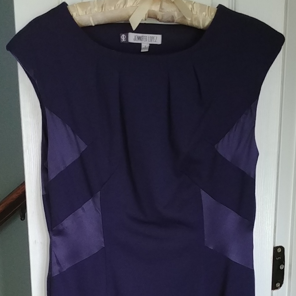 Jennifer Lopez navy dress